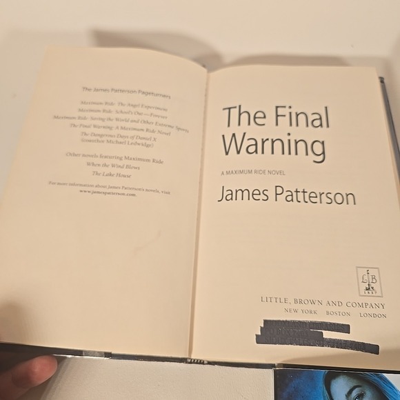 Books of Bestselling Series Maximum Ride by James Patterson Lot Of 6 - Picture 3 of 16